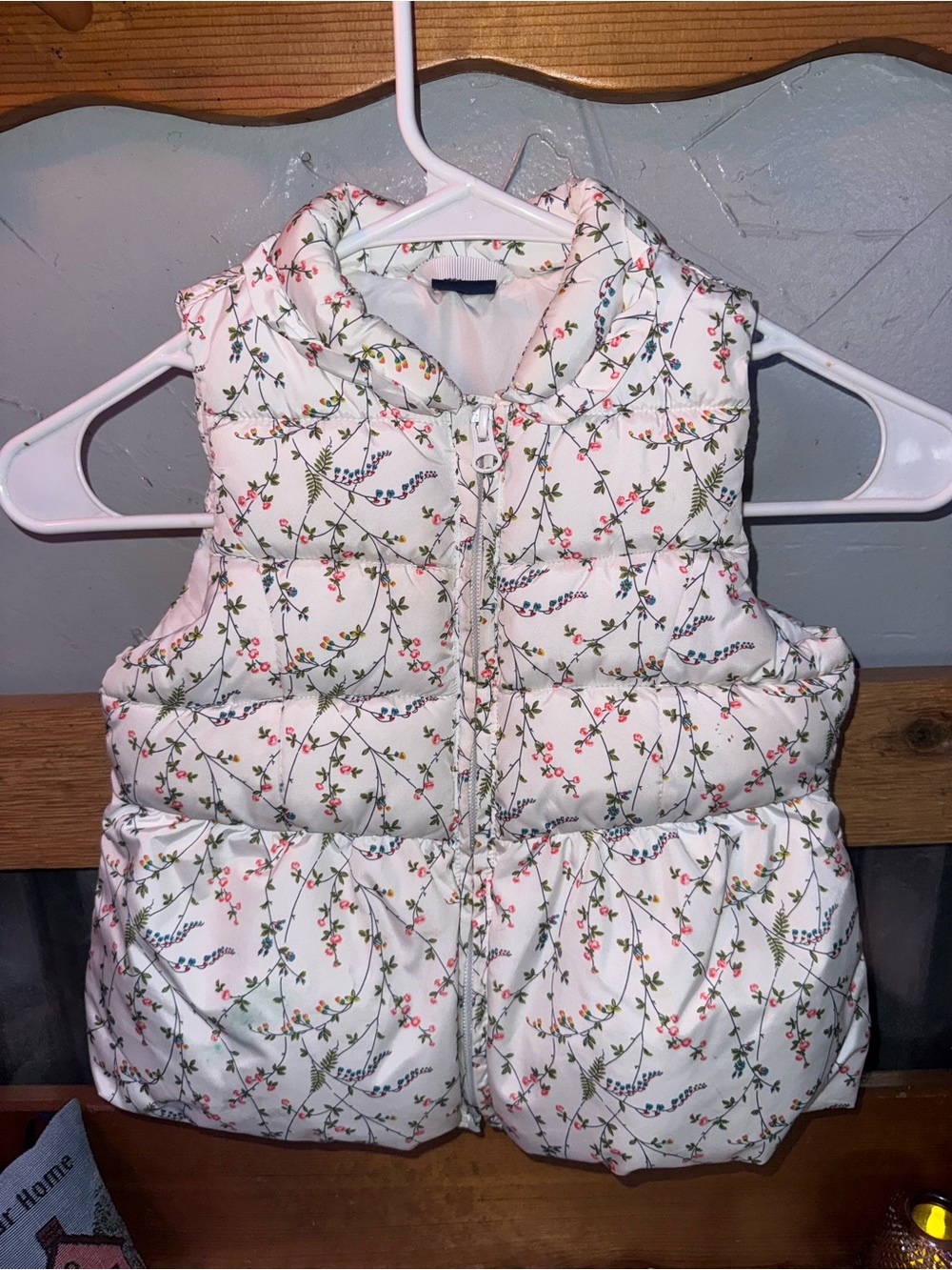 babyGap Girls 4 Years Floral Puffer Vest White Quilted Zip Front Toddler